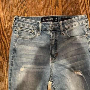 Hollister high-rise crop super skinny classic stretch sz 3 short